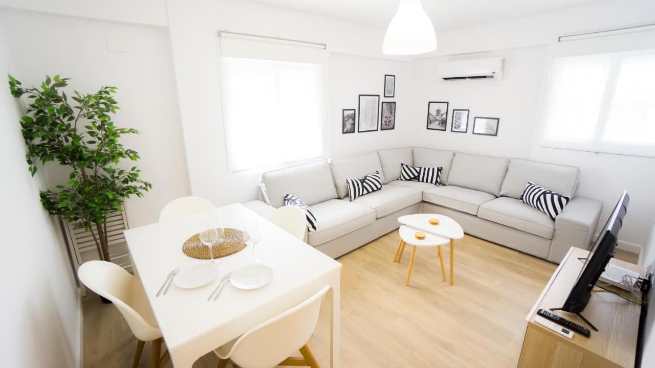 Rentalsevilla Tadeo Soler Luaran gambar